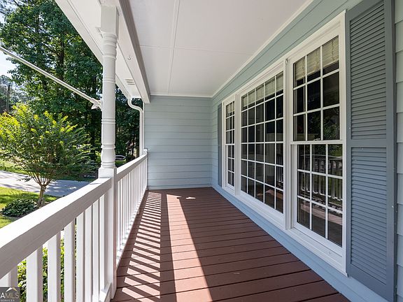 5th image of 347 Viola Dr