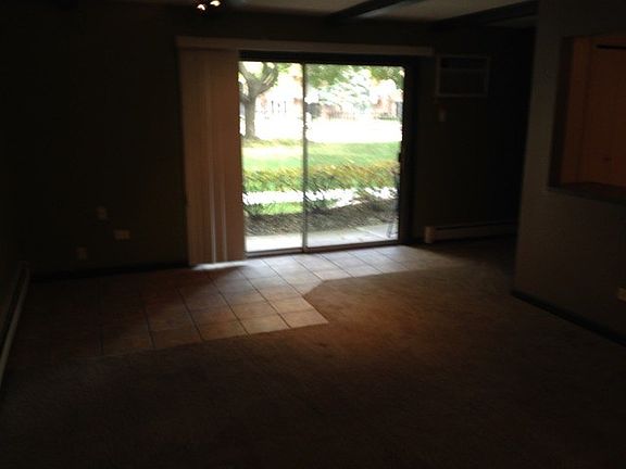4th image of 5348 Waterbury Dr APT 1901