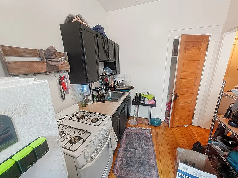 3813 N Wilton Ave #1A — Photo 9