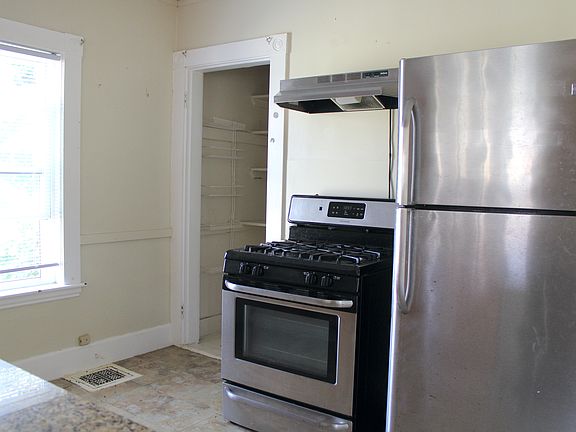 5th image of 14 Pond St #2R