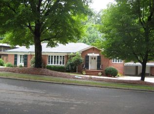 333 Oakhurst Rd, Statesville, NC 28677