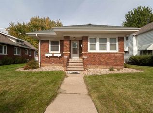 106 Home Park Blvd, Waterloo, IA 50701