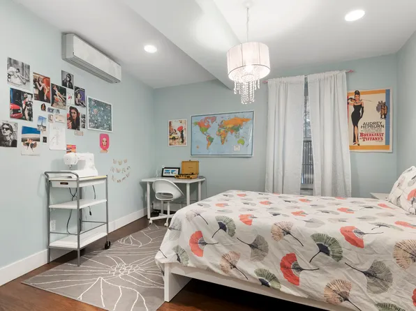 11 Sterling Place image 10 of 15