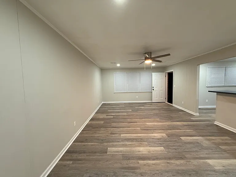 125 Heath St #127 — Photo 35
