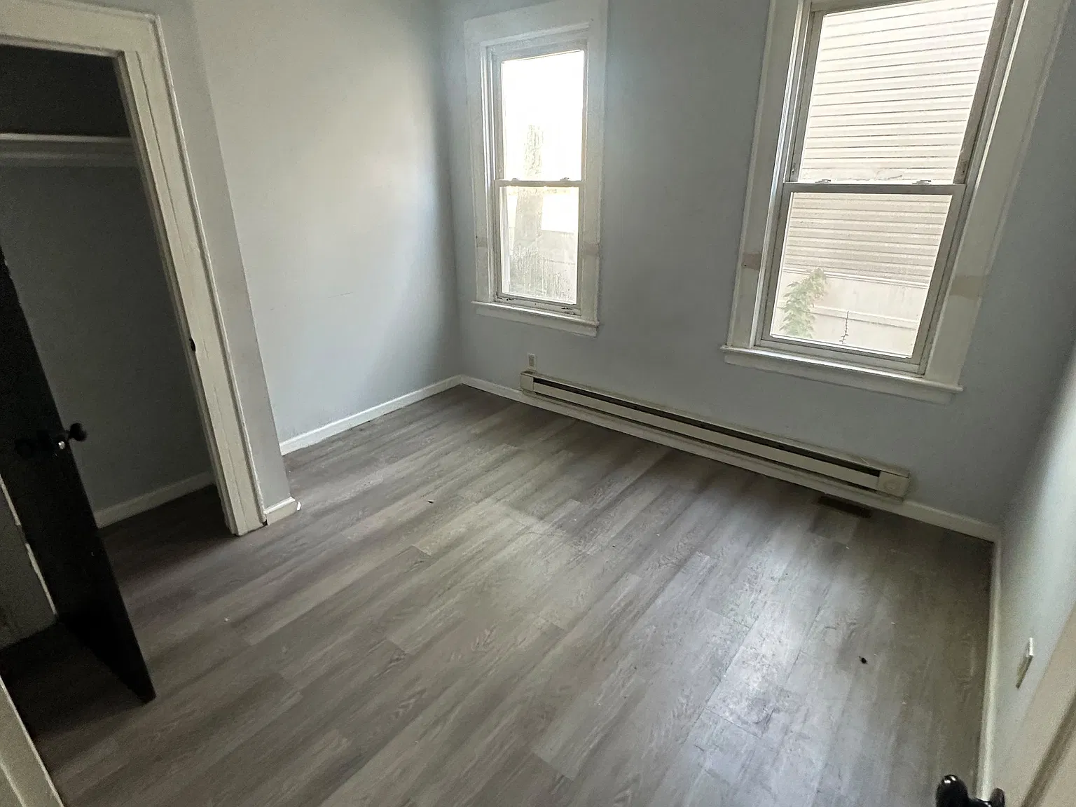 6 bed, 1250 sqft, $3,500 — Photo 3
