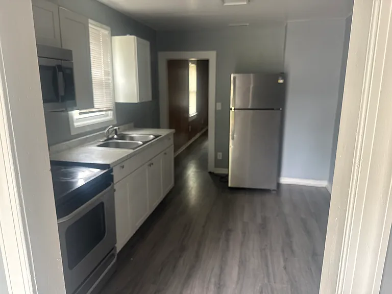 3315 Williams St — Photo 2