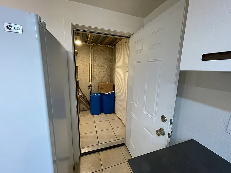 446 E Harvest Moon Dr — Photo 6