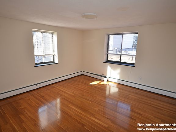 4th image of 230-240 Babcock St #3F