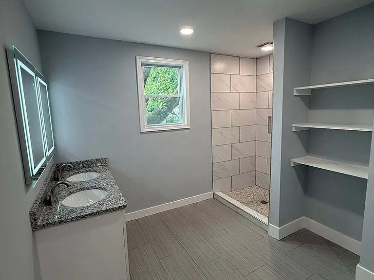 3913 Pine Ave SW — Photo 8
