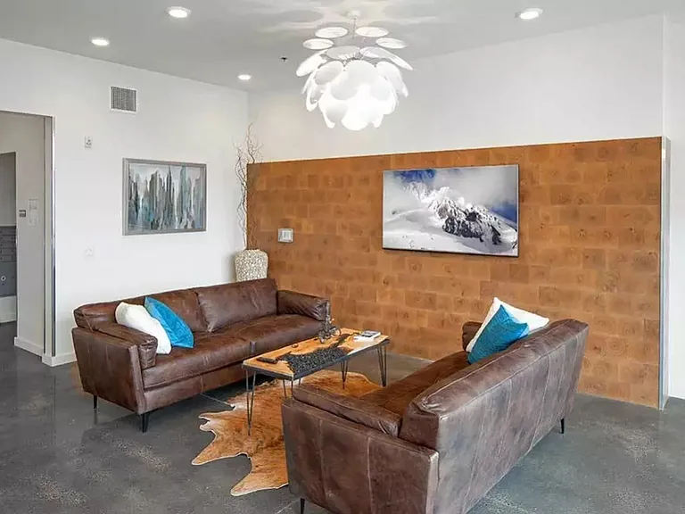 The Montessa | Modern Living in Portland's Vibrant Slabtown Neighborhood — Photo 9