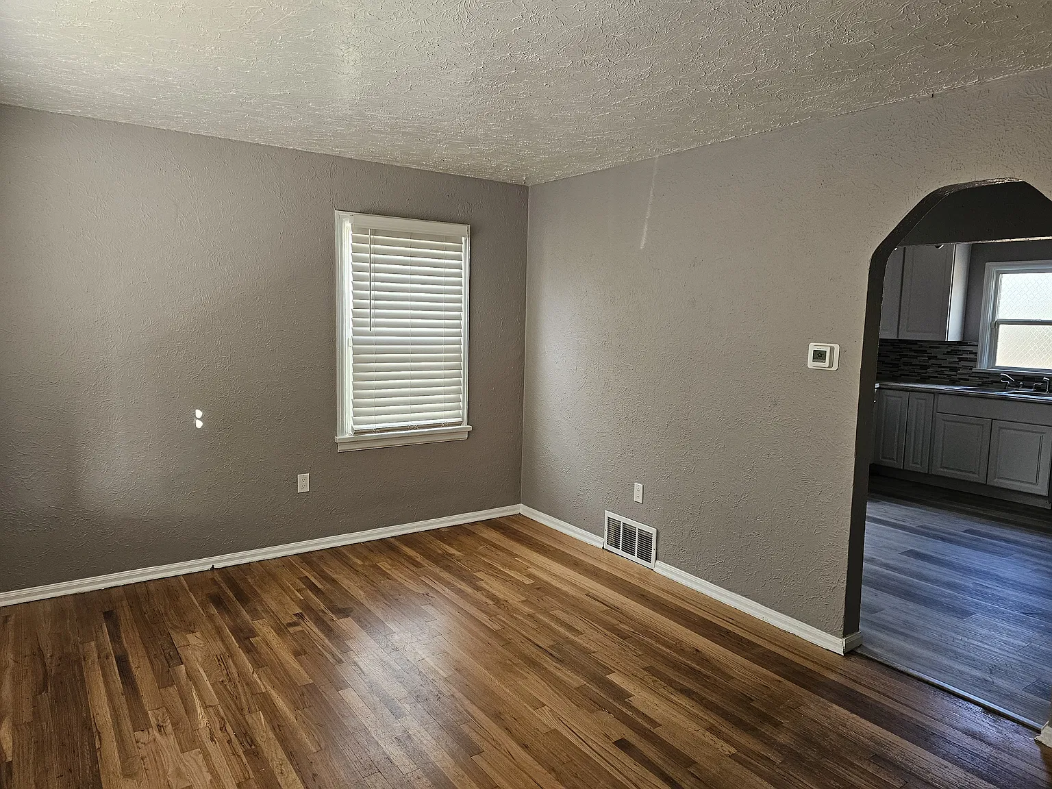 726 E Fountain Blvd #A — Photo 2