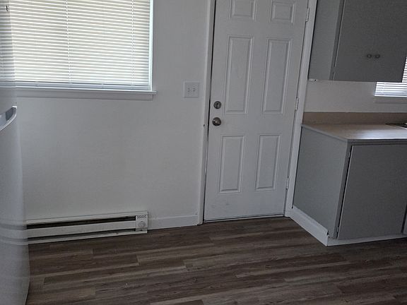 4th image of 1112 McKinley Ave #B