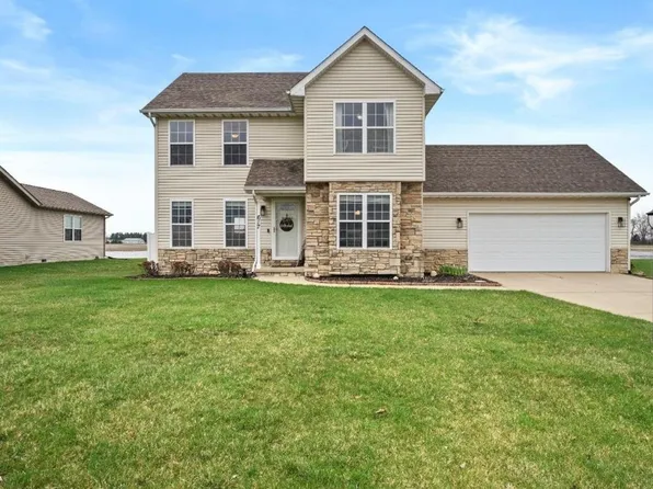 617 Fieldcrest Cir, Wanatah, IN 46390