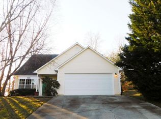 1024 Sugar Creek Ln, Knoxville, TN 37920