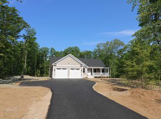 8 Overlook Rd #4, Epping, NH 03042