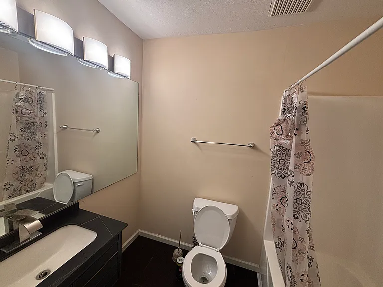 6101 University Commons Dr — Photo 6