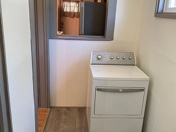 4th image of 466 Broad St Unit 1