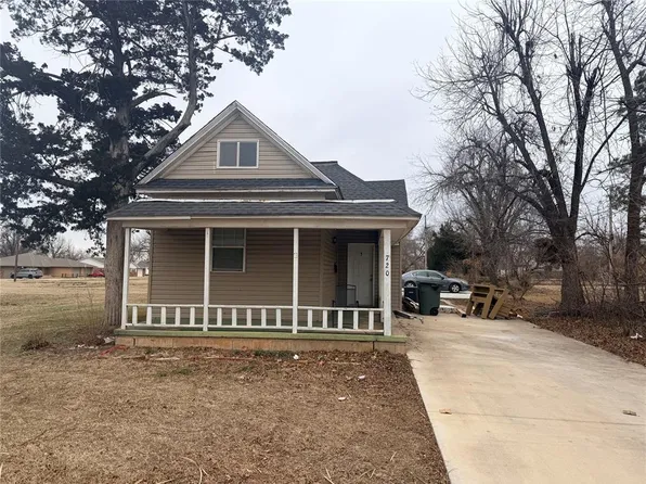 720 N Boulevard St, Edmond, OK 73034