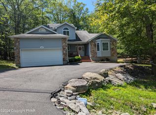 2130 Scarborough Way, Bushkill, PA 18324