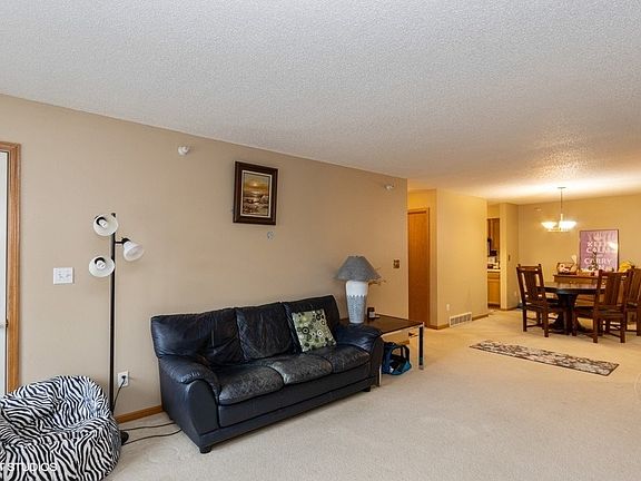 3rd image of 430 Westside Dr #430