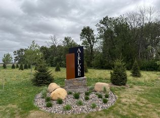 4923 Airlake Dr, Woodbury, MN 55129