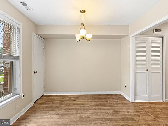 5th image of 3028 Harbour Dr
