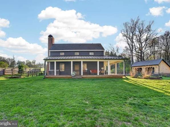 509 Baldy Hill Rd, Alburtis, PA 18011