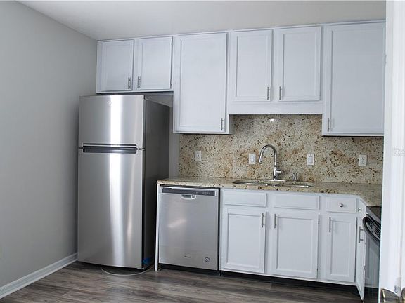 5th image of 1205 Clubside Dr #1205