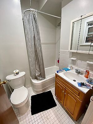 3rd image of 3070 45th St #1FR