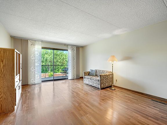 3rd image of 2455 Londin Ln E APT 322