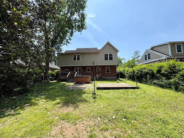 1233 Plymouth Ave — Photo 58