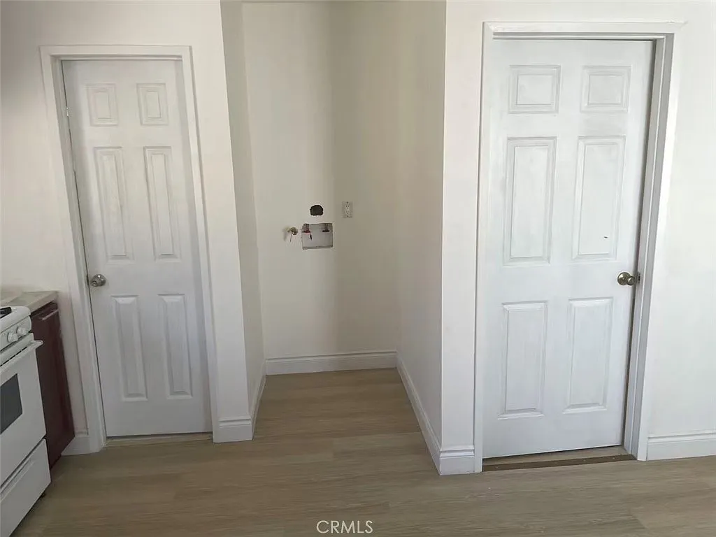 1 bed, 400 sqft, $2,095 — Photo 2