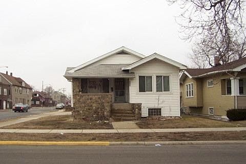 1st image of 4748 Northcote Ave