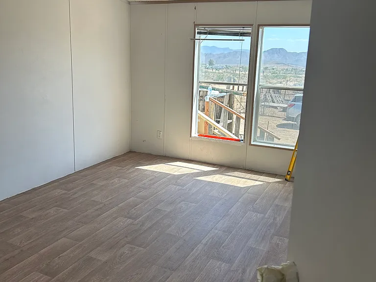 8525 N Varallo Dr — Photo 2