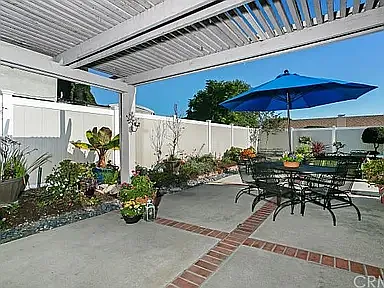 22592 Marylhurst Ct — Photo 7