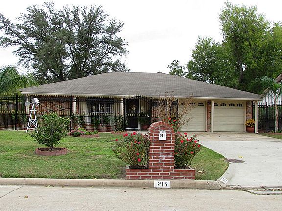 2nd image of 215 Buckboard Dr