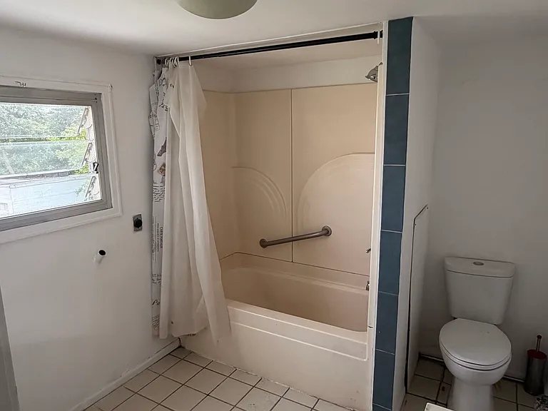 319 Oak Hill Ave — Photo 6