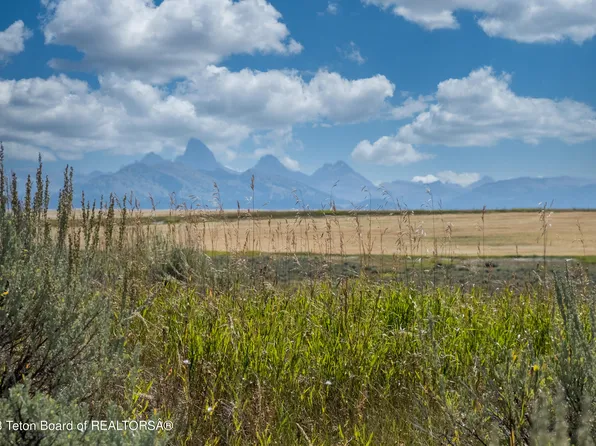 2397 Tamarack Trl, Tetonia, ID 83452