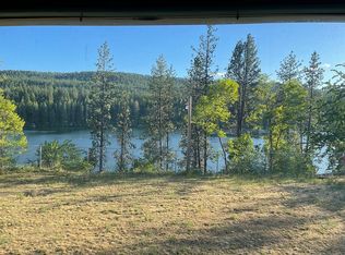 408 E Shore Rd, Nine Mile Falls, WA 99026