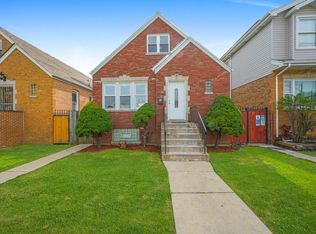 3741 W 56th St, Chicago, IL