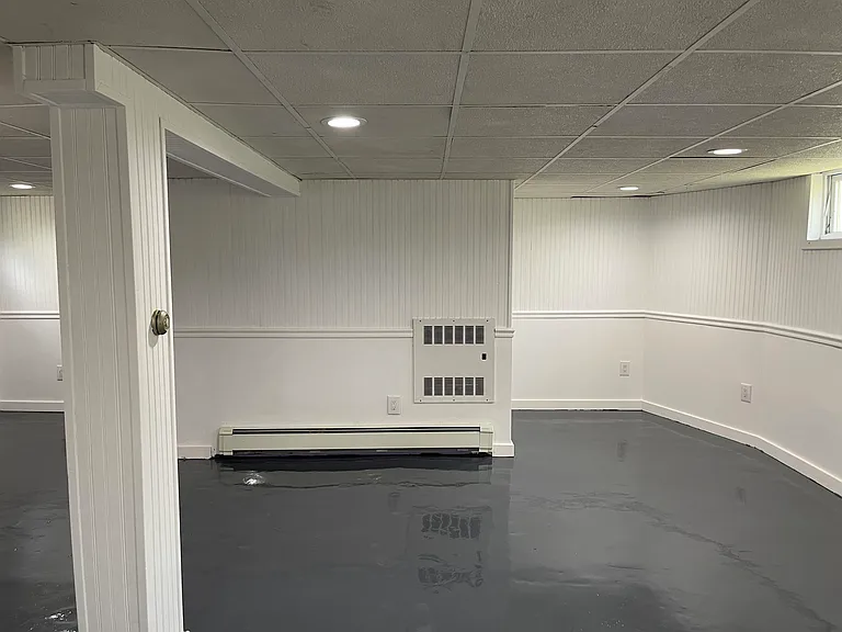 5 Saint Clair Ave — Photo 18