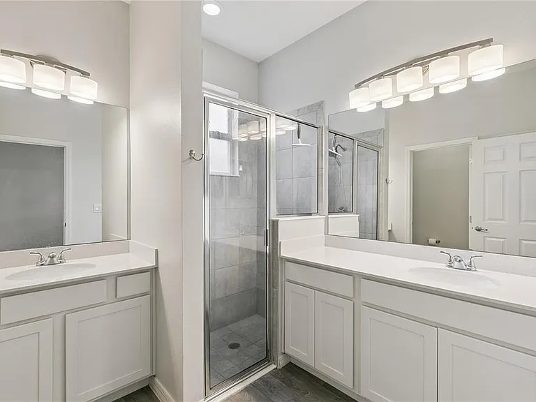 1863 Shumard Ave — Photo 20