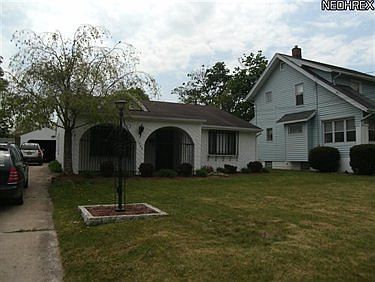 2nd image of 1947 Bancroft Ave
