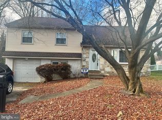 664 Glen Rd, Warminster, PA 18974