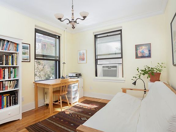 5th image of 254 Park Pl APT 2C