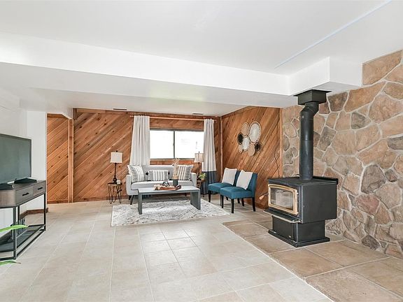 5th image of 2453 Wesford Dr