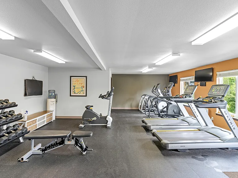 Arbor Lakes Fully Equipped Fitness Center