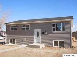 605 Monroe St, Rawlins, WY 82301