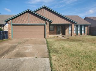 8325 NW 111th St, Oklahoma City, OK 73162