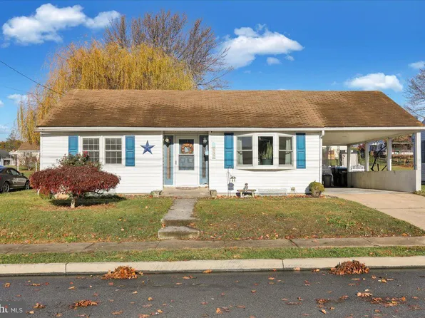 737 W Oak St, Palmyra, PA 17078